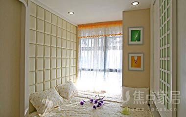 小臥室怎么裝修才能不顯得擁擠?